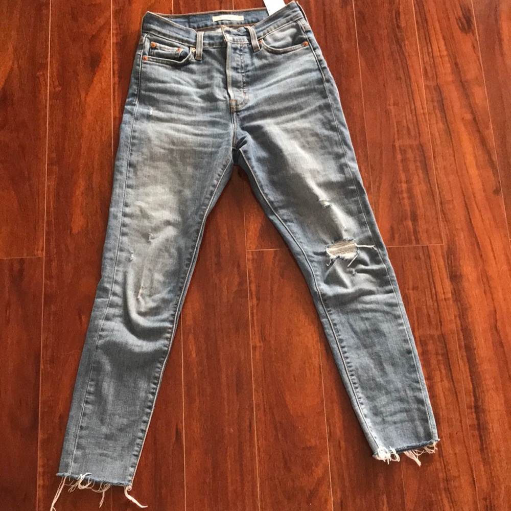 Levi’s wedgie skinny jeans